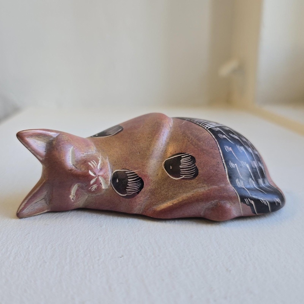 Handcrafted Kenyan Sleeping Cat Figurine Martin Gaiti Signed African Art Wood - Picture 2 of 6
